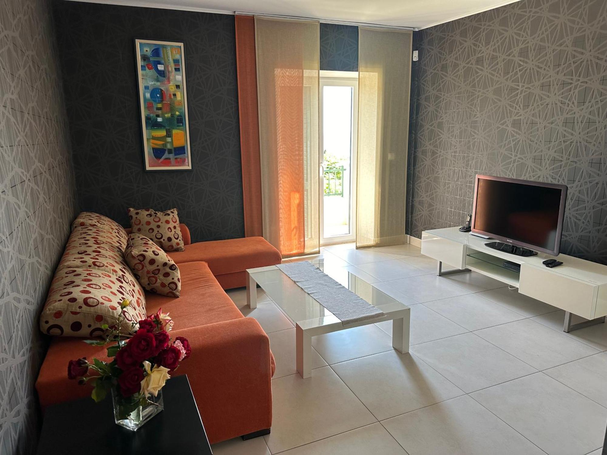 Spacious 1 Bedroom 4 Star Apartment, มลินี ภายนอก รูปภาพ